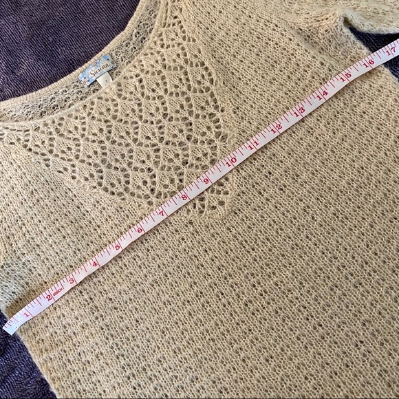 Susina Delicate Vintage Inspired Feminine Sweater - Picture 5 of 7